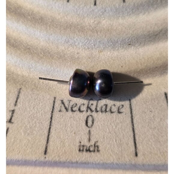 Freshwater Black Pearl Stud Earrings 9-10mm Round Genuine Cultured‎ Pearls - Picture 2 of 2